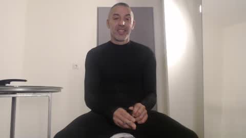 Meditmtc online show from January 6, 5:27 pm