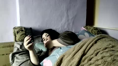Snapshot of medjik_lool chatting on February 6, 12:04 pm Oltereodora-lima online show from February 6, 12:04 pm
