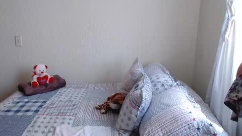 anna online show from March 8, 6:37 pm