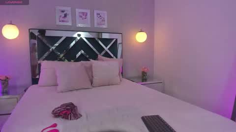 Melody online show from September 12, 11:34 am