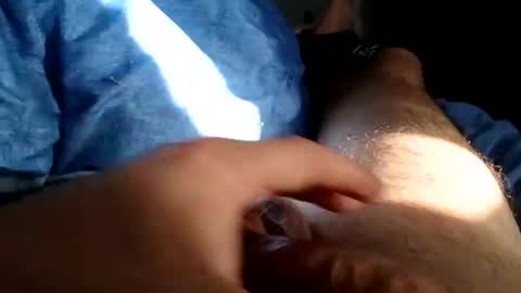 meeoz online show from December 6, 1:27 pm