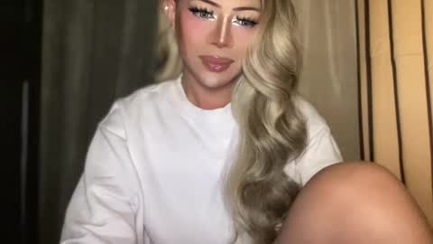 GODDESS OF ALL GODDESSES online show from January 7, 4:06 am