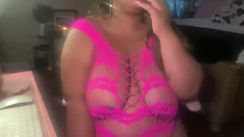 Southern Peach online show from December 3, 4:35 am