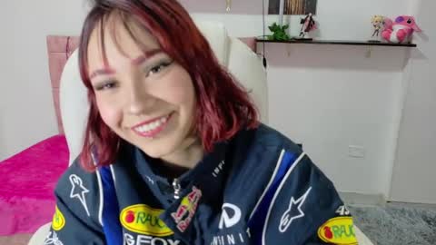 megam_white online show from April 8, 3:09 am