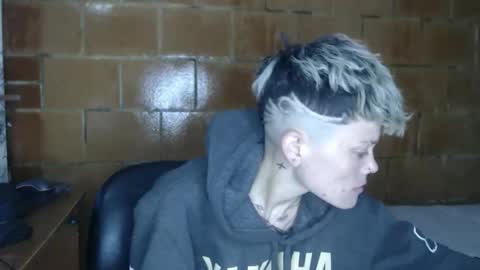 Megan and sophi online show from April 22, 3:02 am