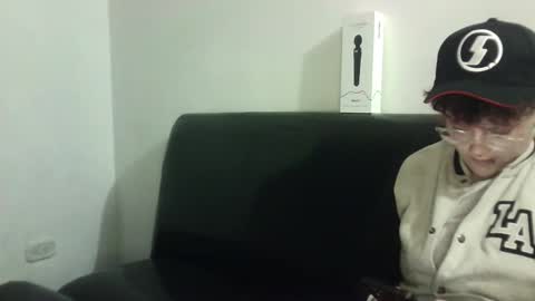 Megan and sophi online show from February 8, 7:59 am