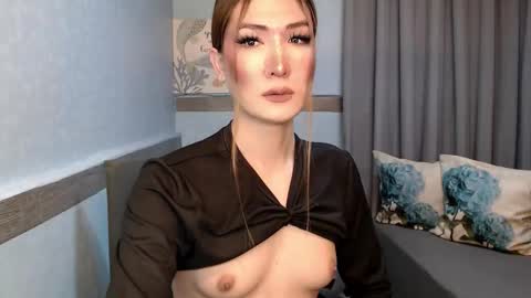 Megan online show from April 18, 7:07 pm