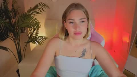 megan_gonzalezzz online show from June 8, 12:38 am