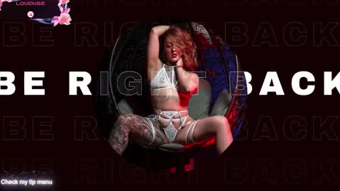 Snapshot of megan_inked_ chatting on October 15, 2:26 am online show from October 15, 2:26 am