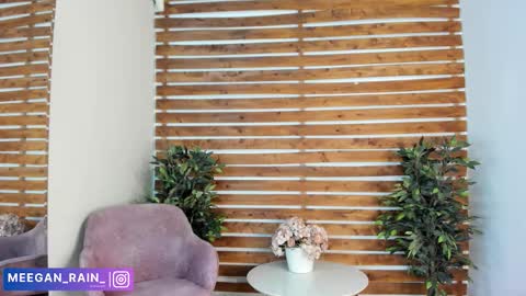 megan_raiin online show from March 24, 8:42 am