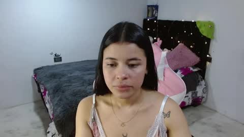 Carolina online show from January 11, 2:06 am