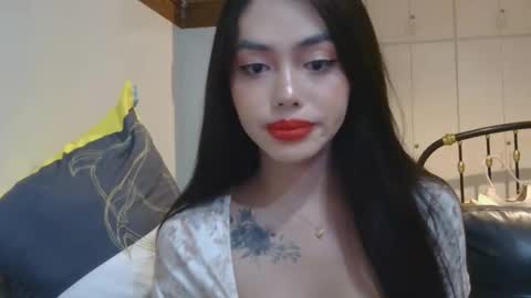 meganharley2004 online show from April 17, 5:37 pm