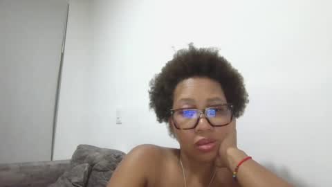 megan        online show from July 14, 4:39 am