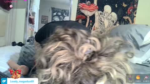 Lovely Megan online show from December 9, 4:15 pm