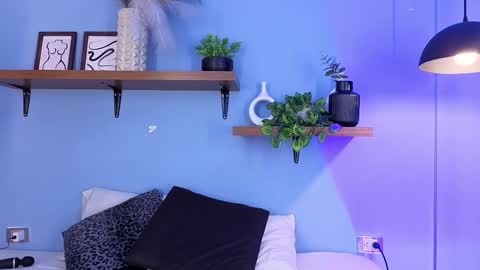 Meganritz online show from November 12, 8:00 pm