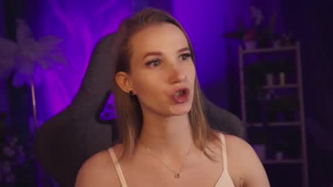 megan online show from April 26, 5:21 pm