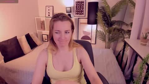 Meggy online show from October 24, 2:07 pm