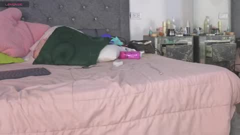 Meghan  online show from April 21, 2:51 am