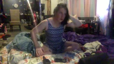 Snapshot of meghanhanx chatting on March 11, 1:59 am meghan online show from March 11, 1:59 am