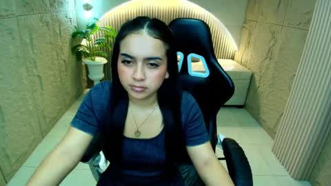 Mel  online show from April 16, 2:55 am