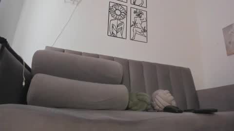 melani greyy online show from November 20, 9:34 pm