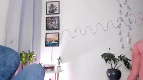 Melany online show from December 13, 2:21 am