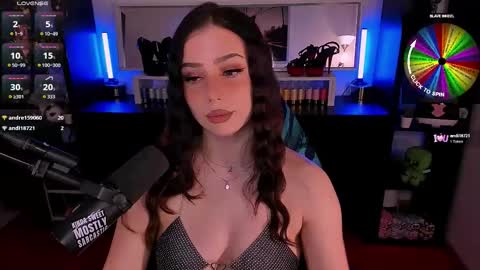 Melanie  online show from November 13, 5:26 pm