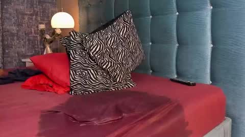        online show from October 10, 4:13 pm