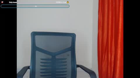 melaningoddess30 online show from March 9, 3:22 am