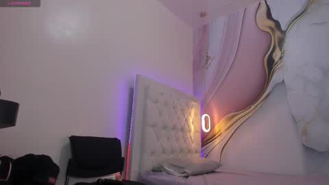 meleck online show from December 4, 7:57 pm