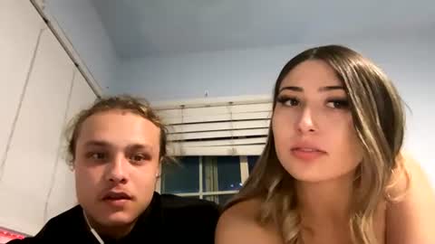 meliamamii online show from July 28, 8:12 am