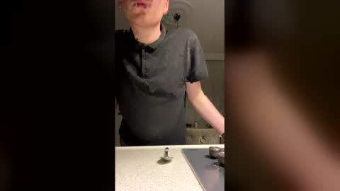 melih_141436 online show from February 28, 6:56 pm