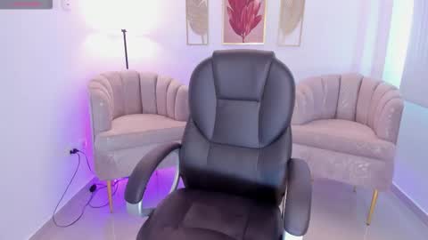 Melina Rouge online show from January 15, 5:33 pm