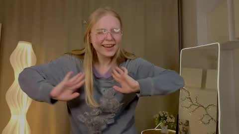 Alice - online show from April 2, 7:43 pm