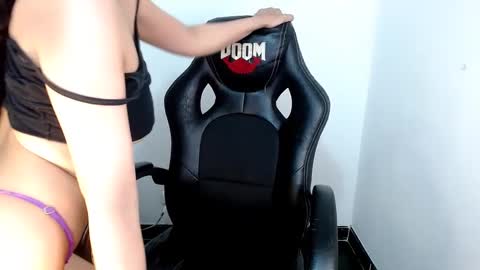 melinna706702 online show from January 16, 11:48 pm