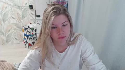 Snapshot of melissa__ray chatting on October 1, 2:54 am Melissa  Ray online show from October 1, 2:54 am