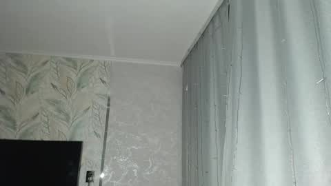 Snapshot of melissa__ray chatting on February 4, 5:23 pm Melissa  Ray online show from February 4, 5:23 pm