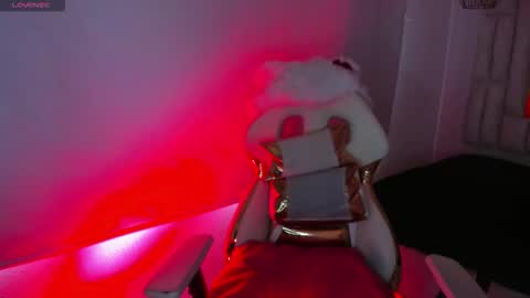 Lissa  online show from October 30, 7:25 pm