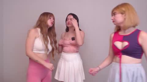 Melissa online show from October 25, 3:34 pm