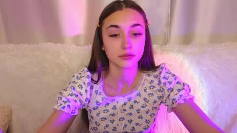 Mel online show from September 15, 3:19 am