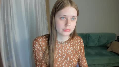 Melissa online show from February 23, 9:06 pm