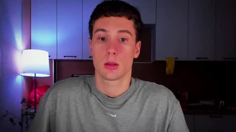 Mello online show from February 14, 12:09 am