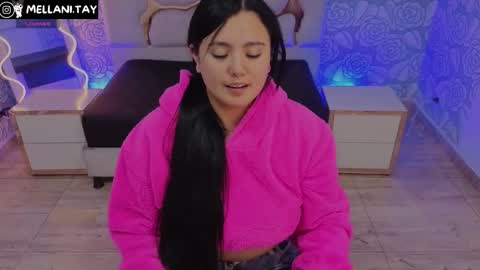 Mellani  online show from November 9, 3:32 am