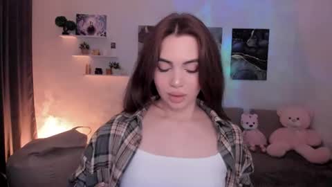 Tessa online show from July 1, 4:21 am