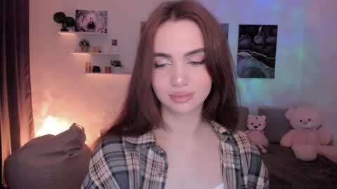 Tessa online show from July 25, 5:16 am