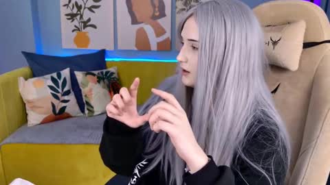 Mellissa online show from January 5, 3:23 pm