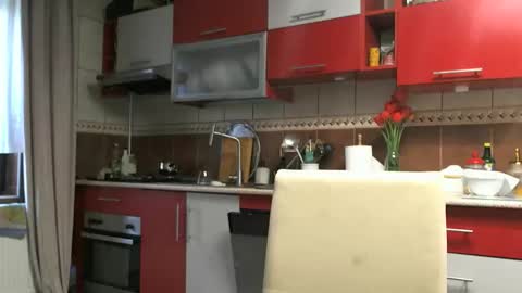 Melly online show from April 20, 6:27 am