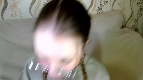 MelMooon online show from January 17, 11:13 pm