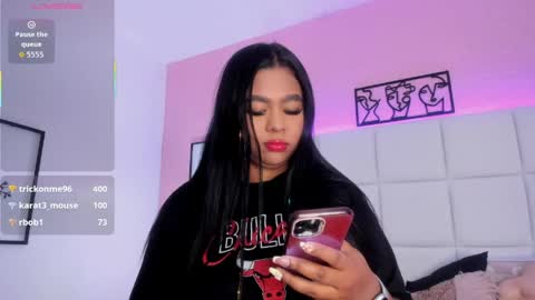MELODDY PARKERR online show from May 9, 2:01 pm