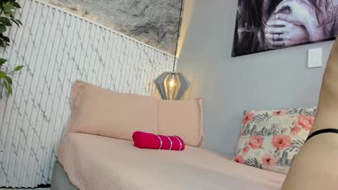 Melodi  online show from March 19, 11:59 am